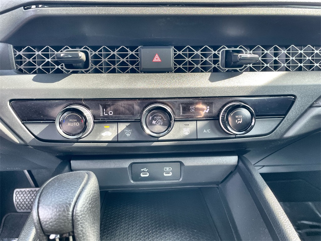 2023 Honda Accord LX photo 15