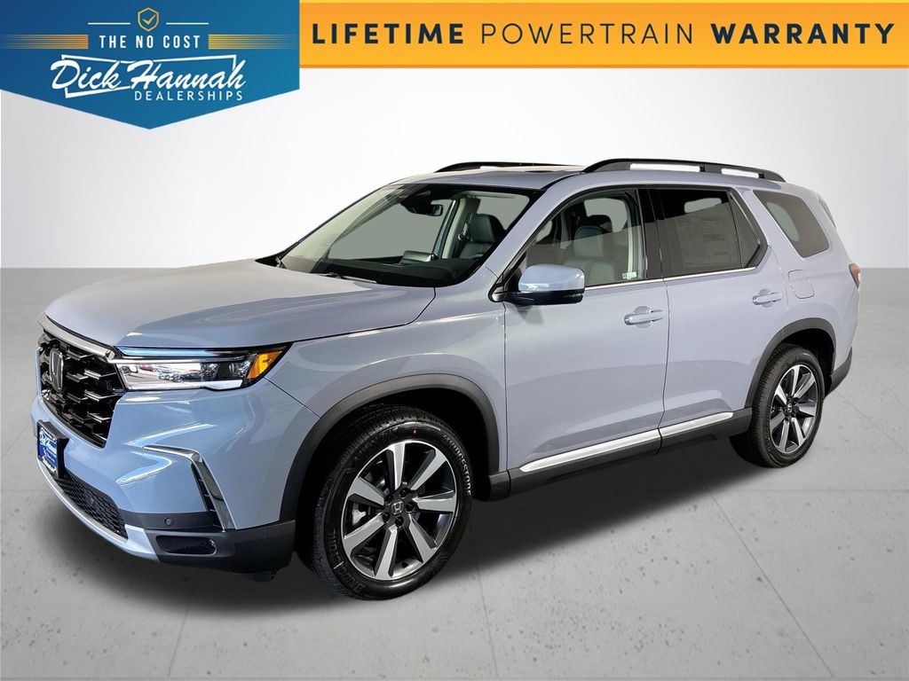 2025 Honda Pilot Touring's photo