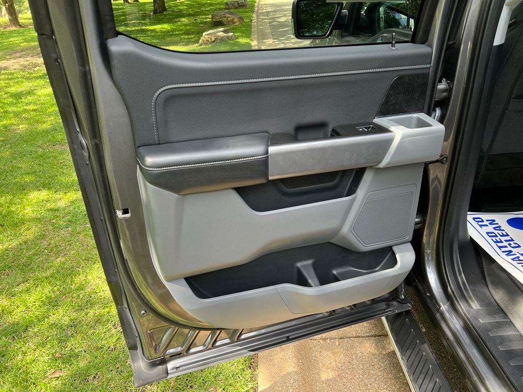 2021 Ford F-150 XLT photo 35