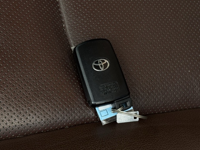 2021 Toyota 4Runner Limited photo 26
