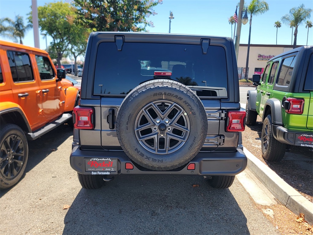2025 Jeep Wrangler Sport S photo 4
