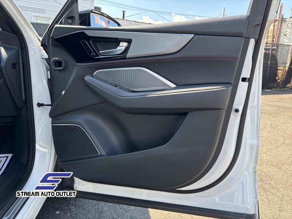 2023 Acura MDX A-Spec SH-AWD photo 15