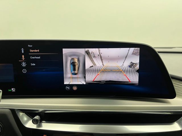 2024 Cadillac Lyriq Sport photo 16