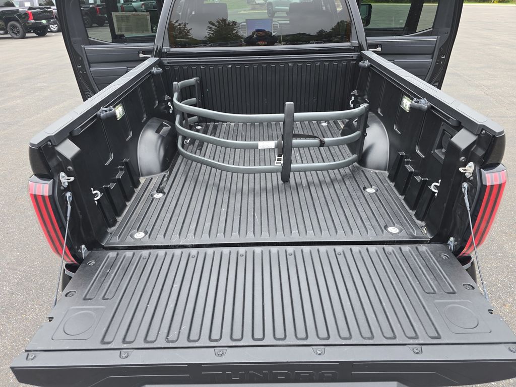 2023 Toyota Tundra Platinum CrewMax photo 11