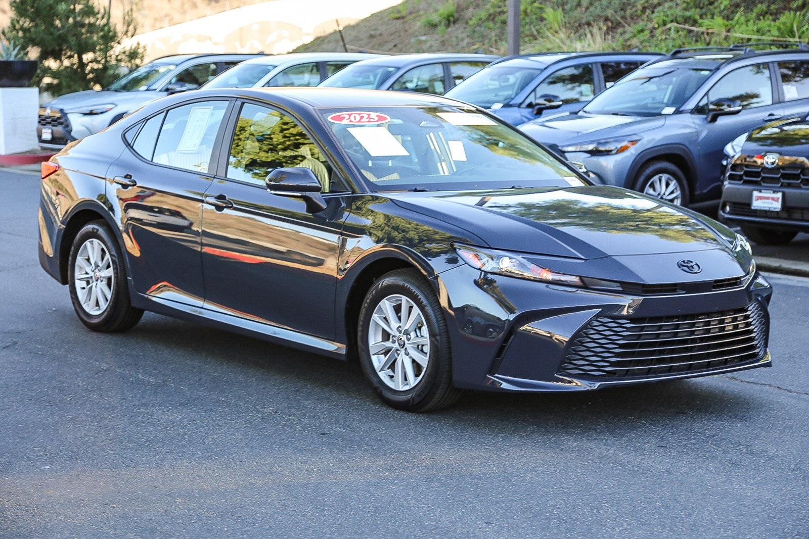 2025 Toyota Camry LE photo 3