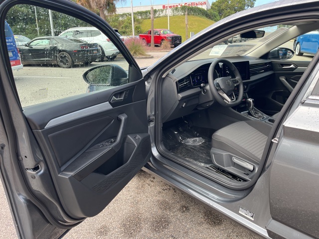 2026 Volkswagen Jetta 1.5T S photo 4