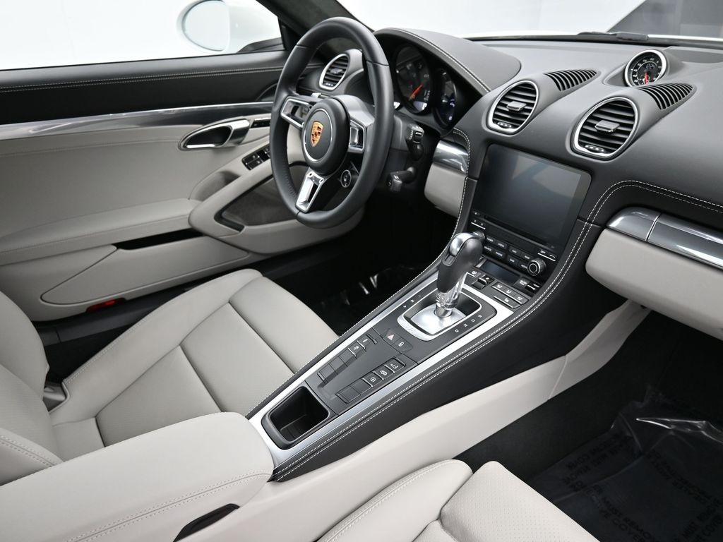 2023 Porsche Cayman GTS 4.0 photo 8