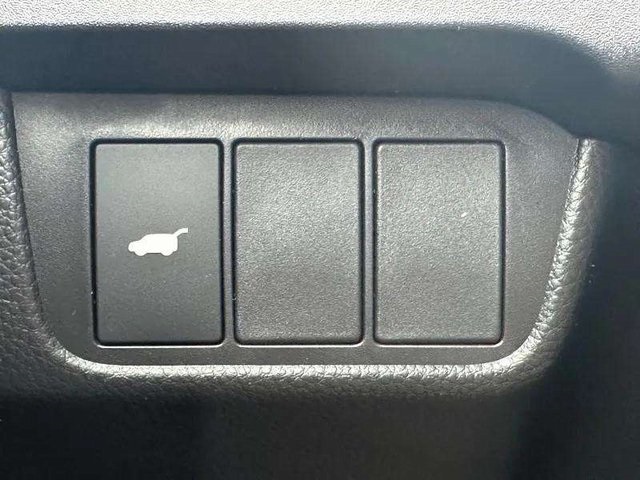 2026 Honda CR-V Hybrid photo 13