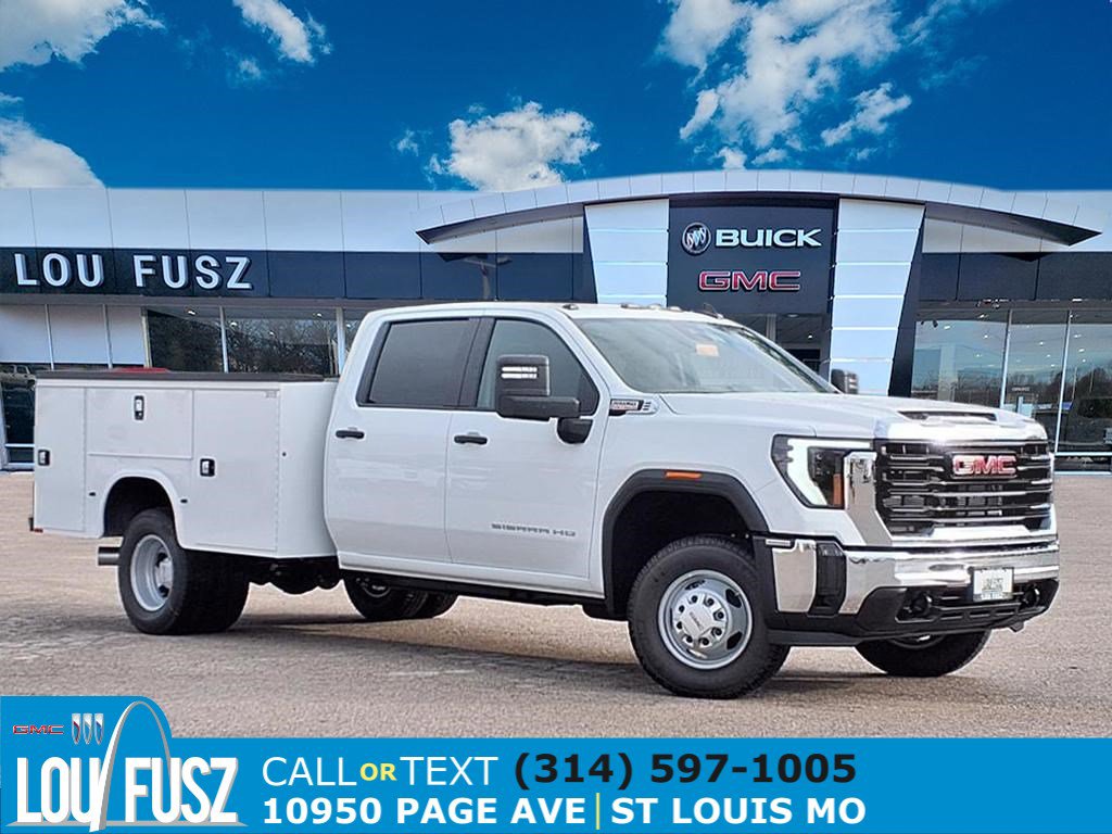 2025 GMC Sierra 3500 Chassis Cab Pro's photo