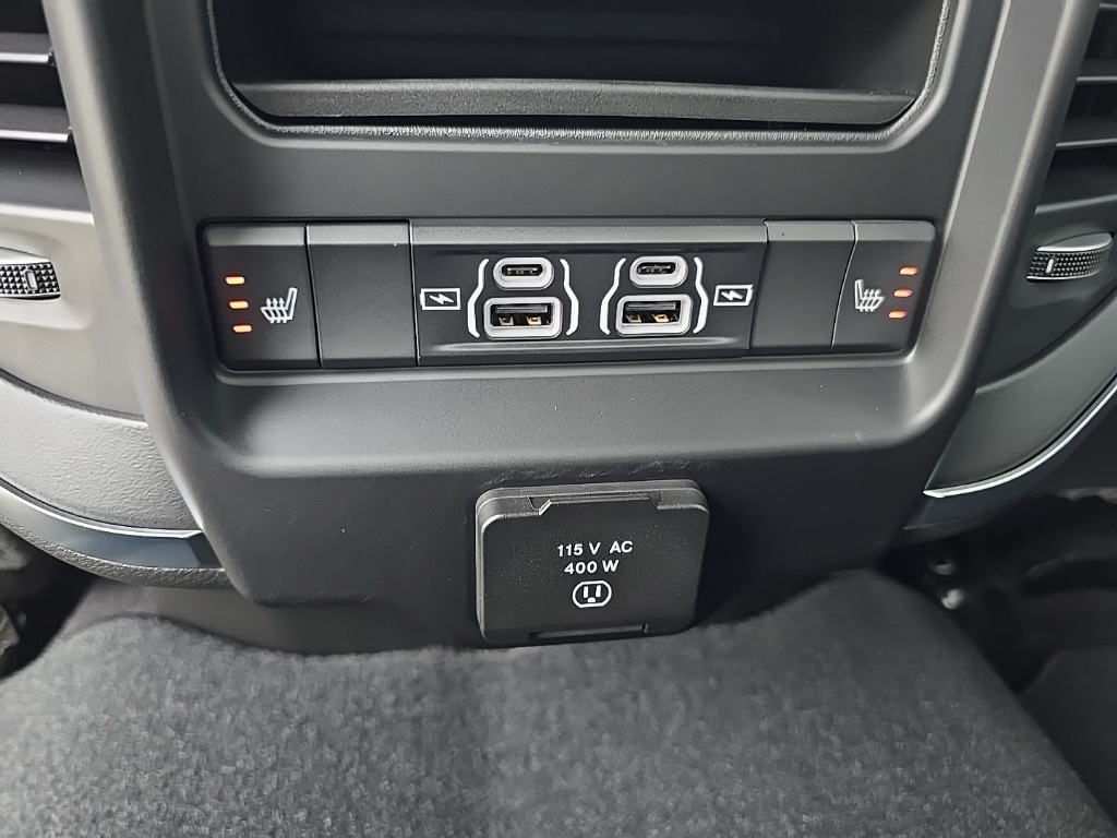 2026 Ram 3500 Laramie photo 22