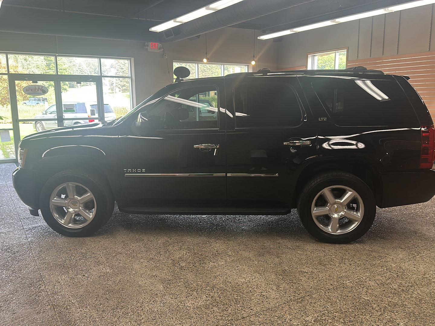 Used 2010 Chevrolet Tahoe LTZ with VIN 1GNUKCE04AR120717 for sale in Waconia, Minnesota
