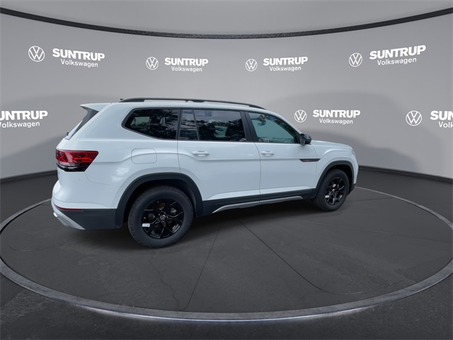 2025 Volkswagen Atlas Peak Edition SE Technology photo 15