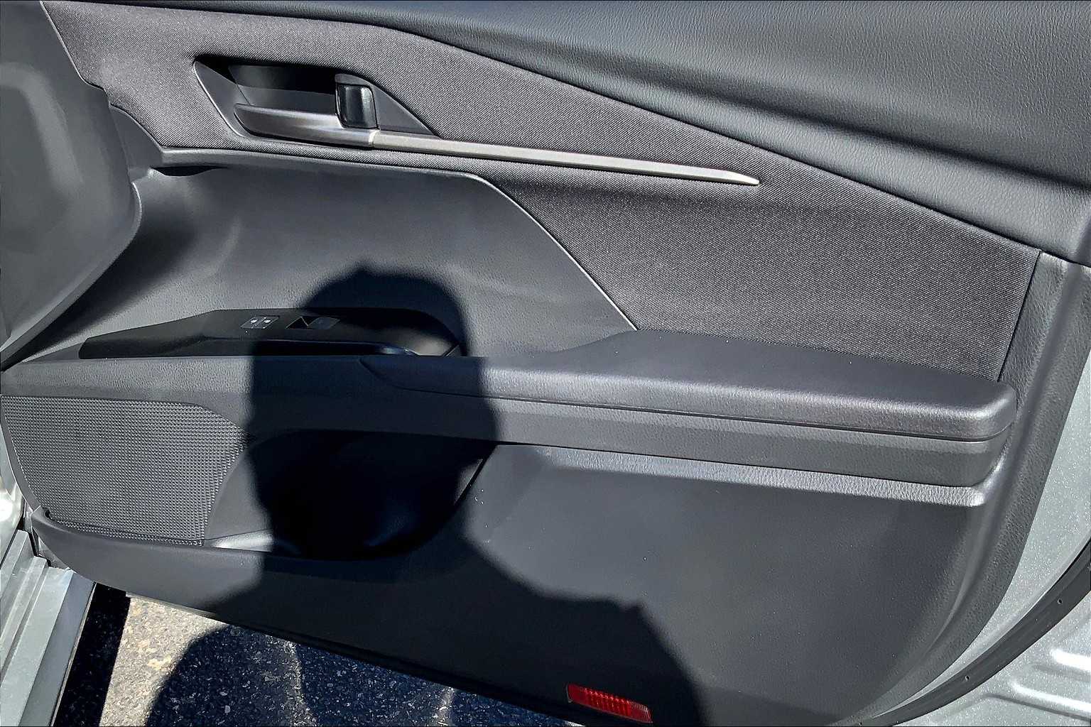 2025 Toyota Camry LE photo 19