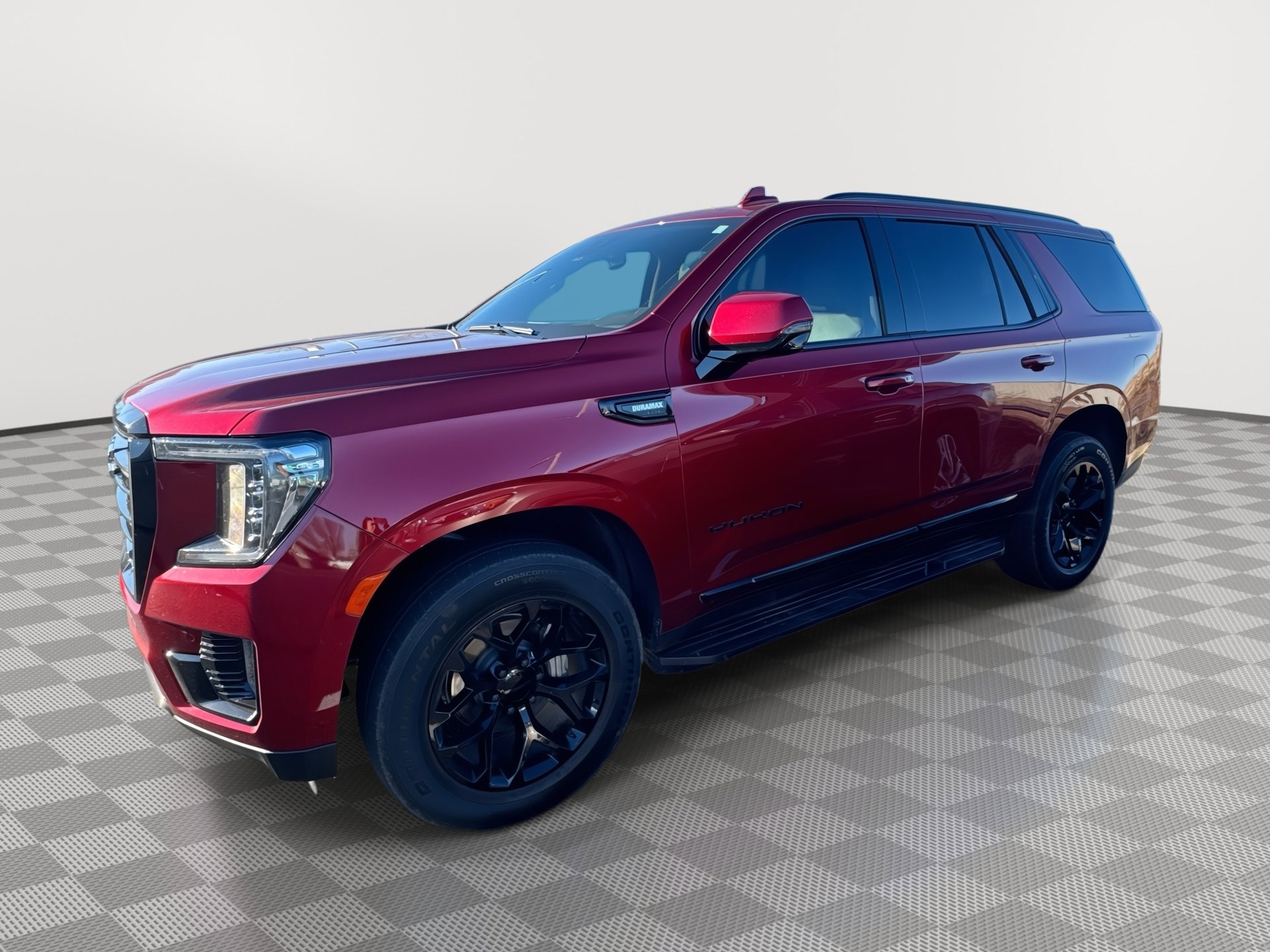2024 GMC Yukon SLT's photo