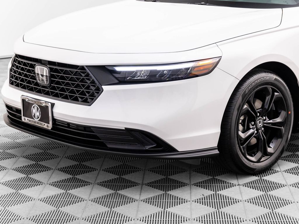 2025 Honda Accord 1.5T SE photo 23