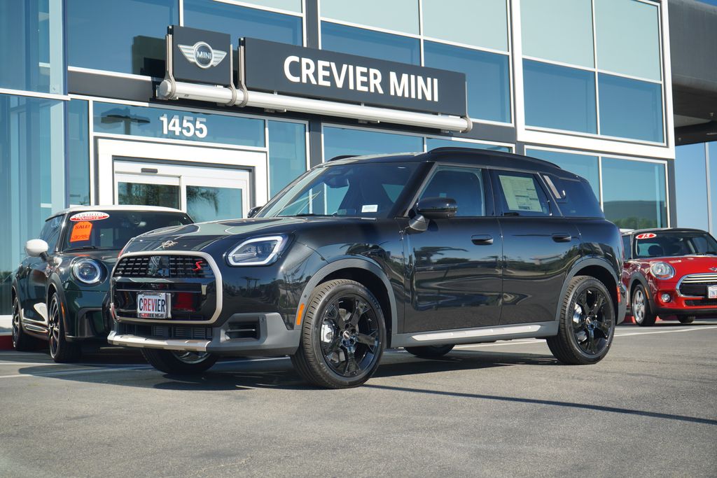 2026 MINI Countryman S's photo