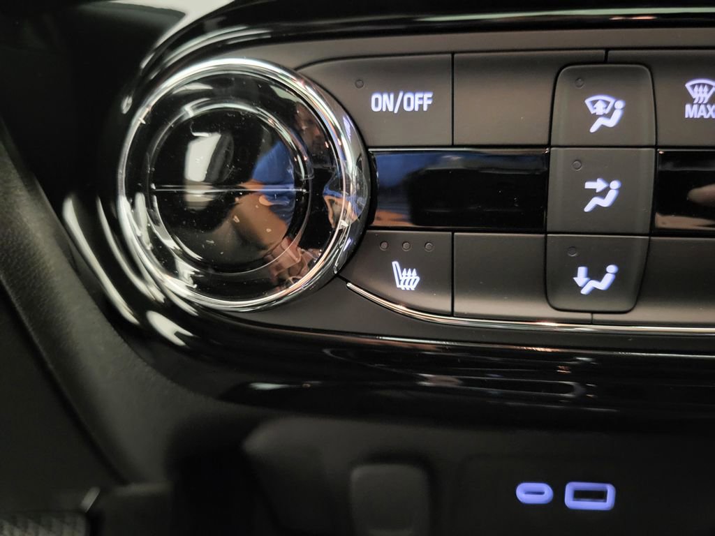 2026 Chevrolet Trax photo 9