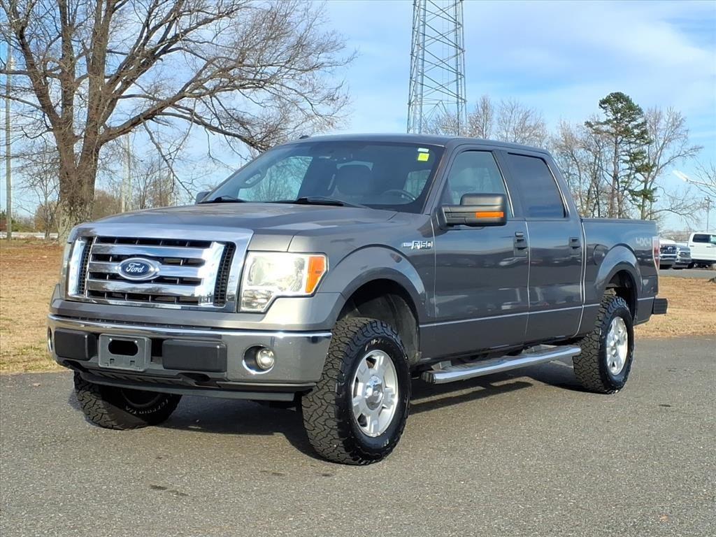 2011 Ford F-150 XLT's photo