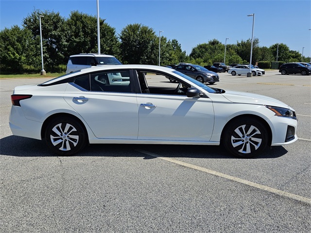 2025 Nissan Altima 2.5 S photo 12