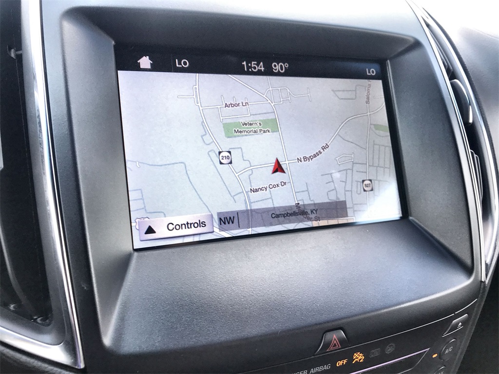 2019 Ford Edge ST photo 18