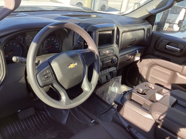 2025 Chevrolet Silverado 3500HD Work Truck photo 8