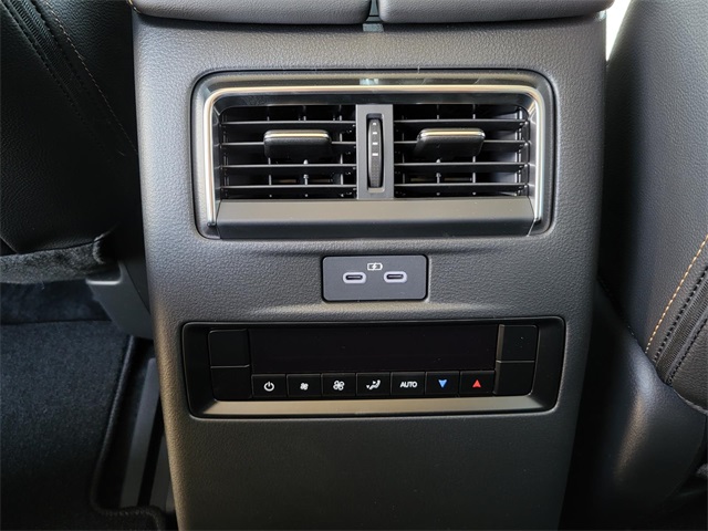 2025 Mazda CX-90 3.3 Turbo Preferred photo 12