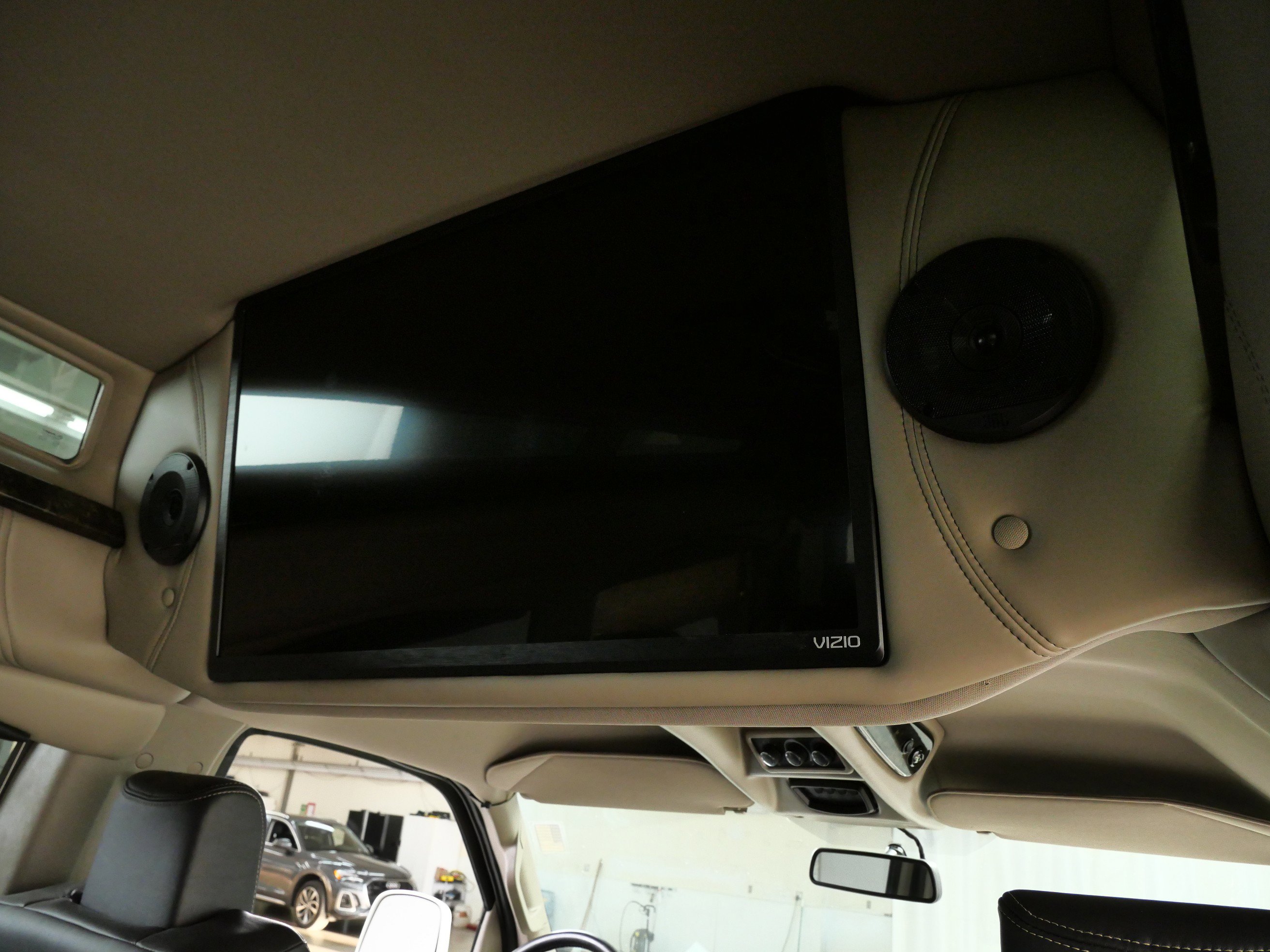 2023 Chevrolet Express Cargo Van photo 18