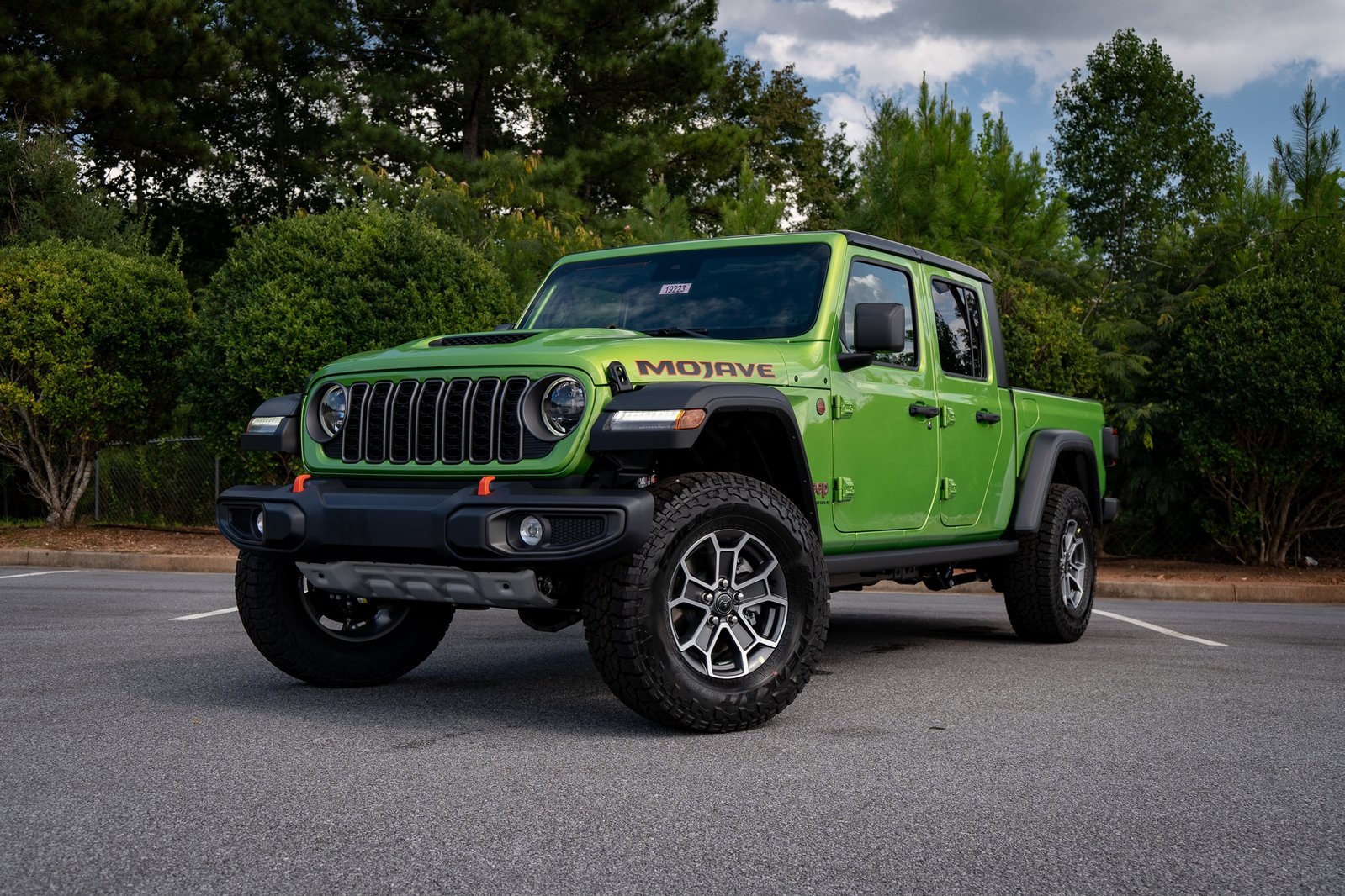 2025 Jeep Gladiator Mojave's photo