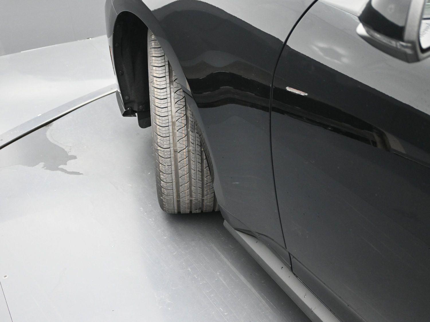 2025 Ford Mustang EcoBoost Premium photo 4