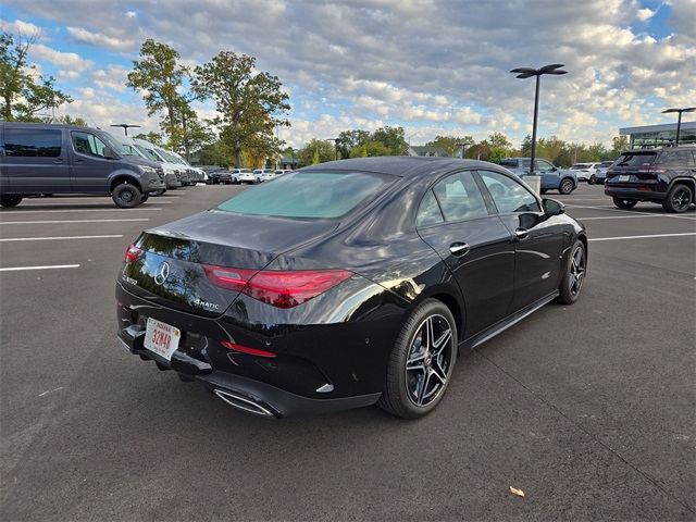 2025 Mercedes Benz CLA 250 4MATIC photo 3