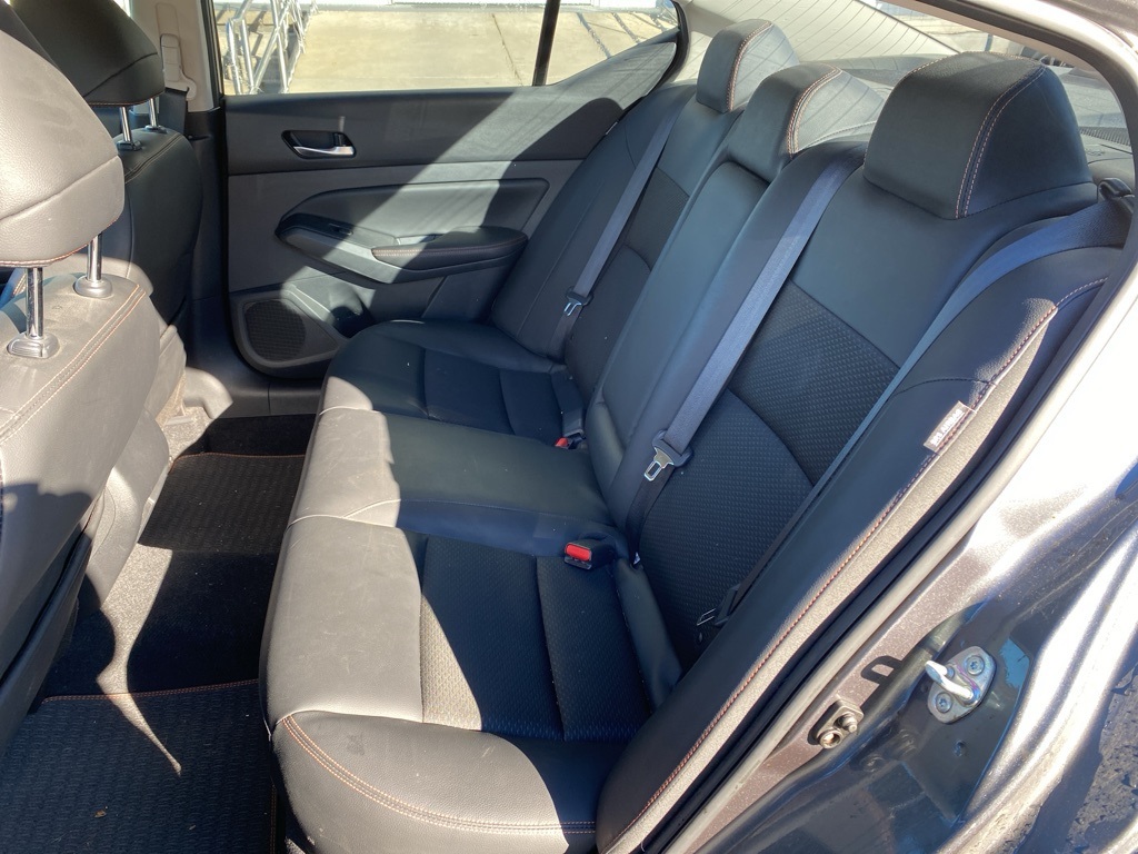 2021 Nissan Altima 2.5 SR photo 4