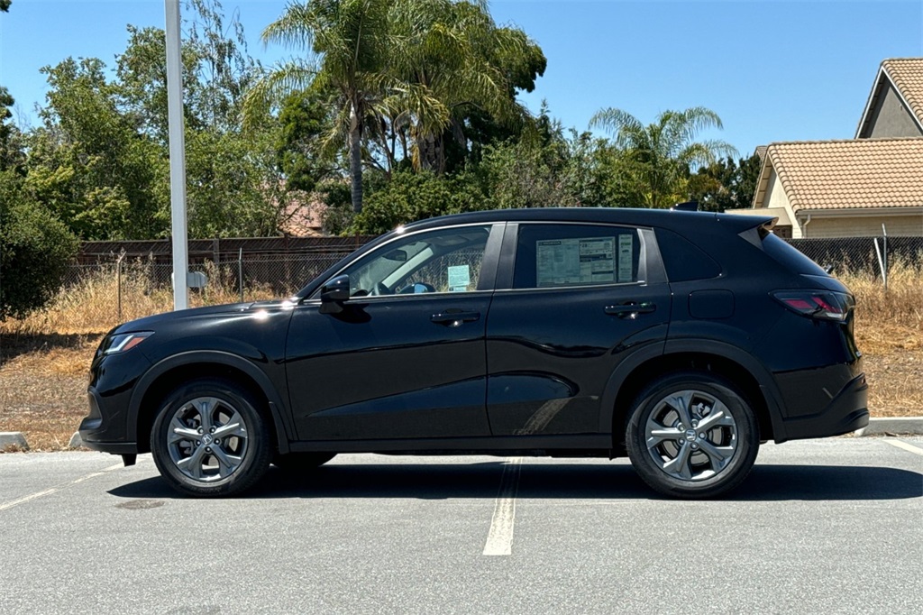2026 Honda HR-V LX photo 6