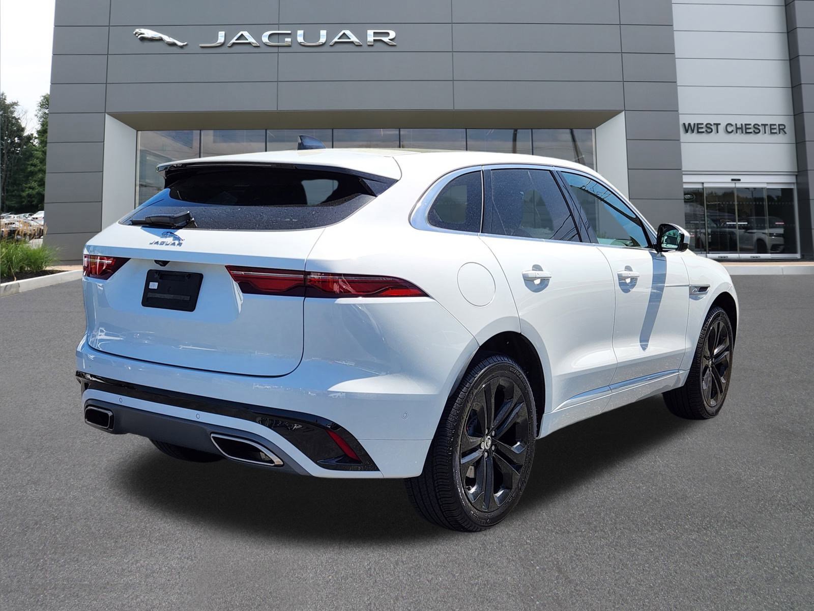 2024 Jaguar F-PACE P400 R-Dynamic S photo 4
