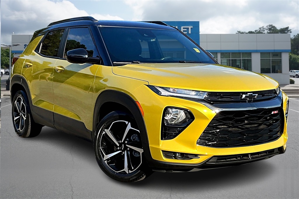 2023 Chevrolet Trailblazer RS photo 2
