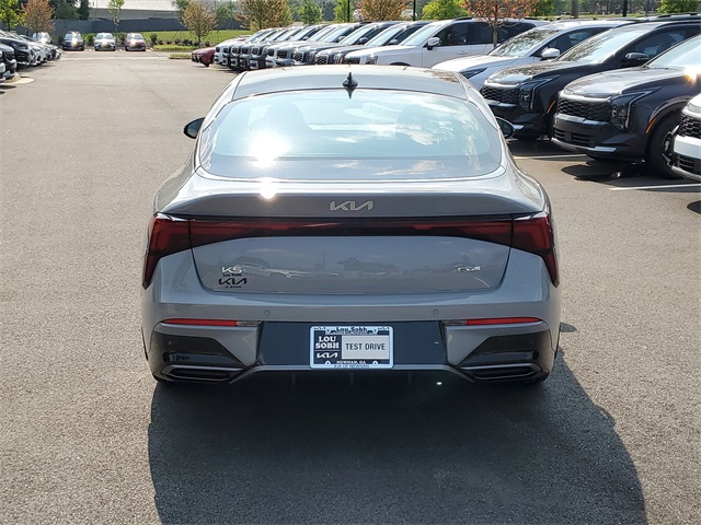 2025 Kia K5 GT-Line photo 5