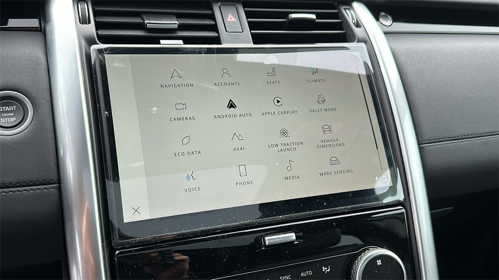 2025 Land Rover Discovery S photo 19