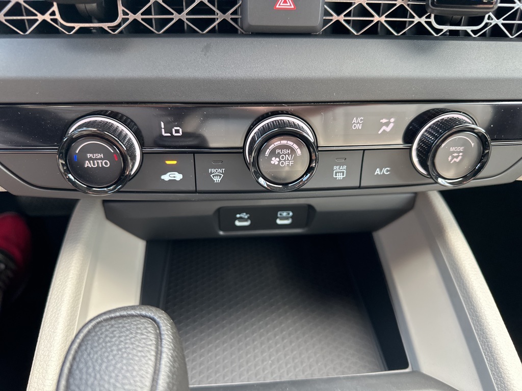 2025 Honda Accord LX photo 26