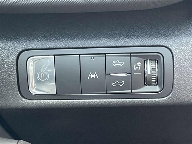 2025 Chevrolet Silverado EV LT photo 25