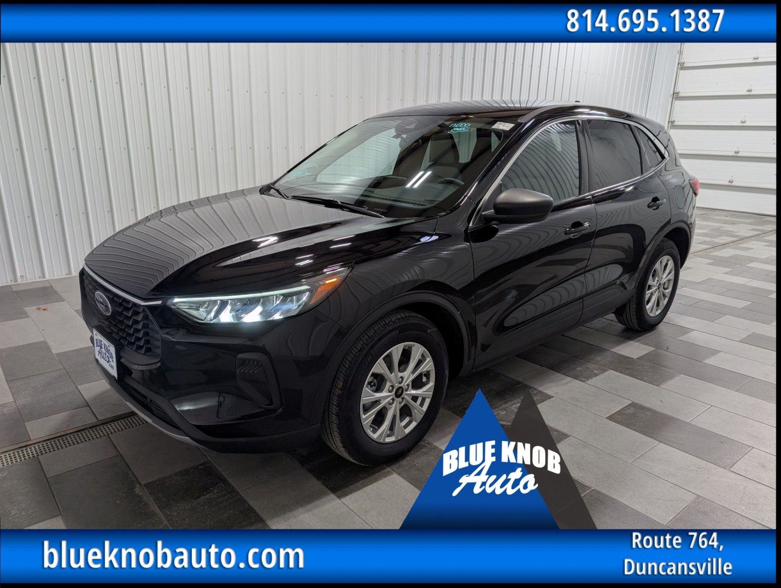 2023 Ford Escape Base's photo