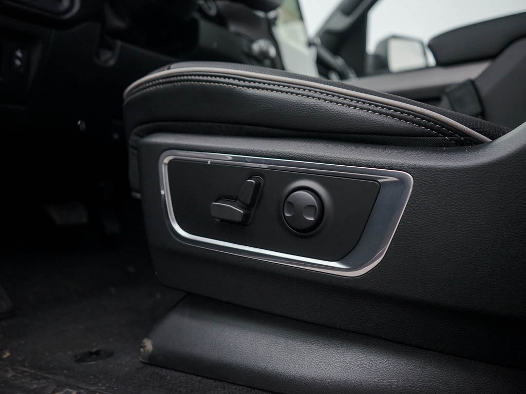 2025 Ram 1500 Laramie photo 14