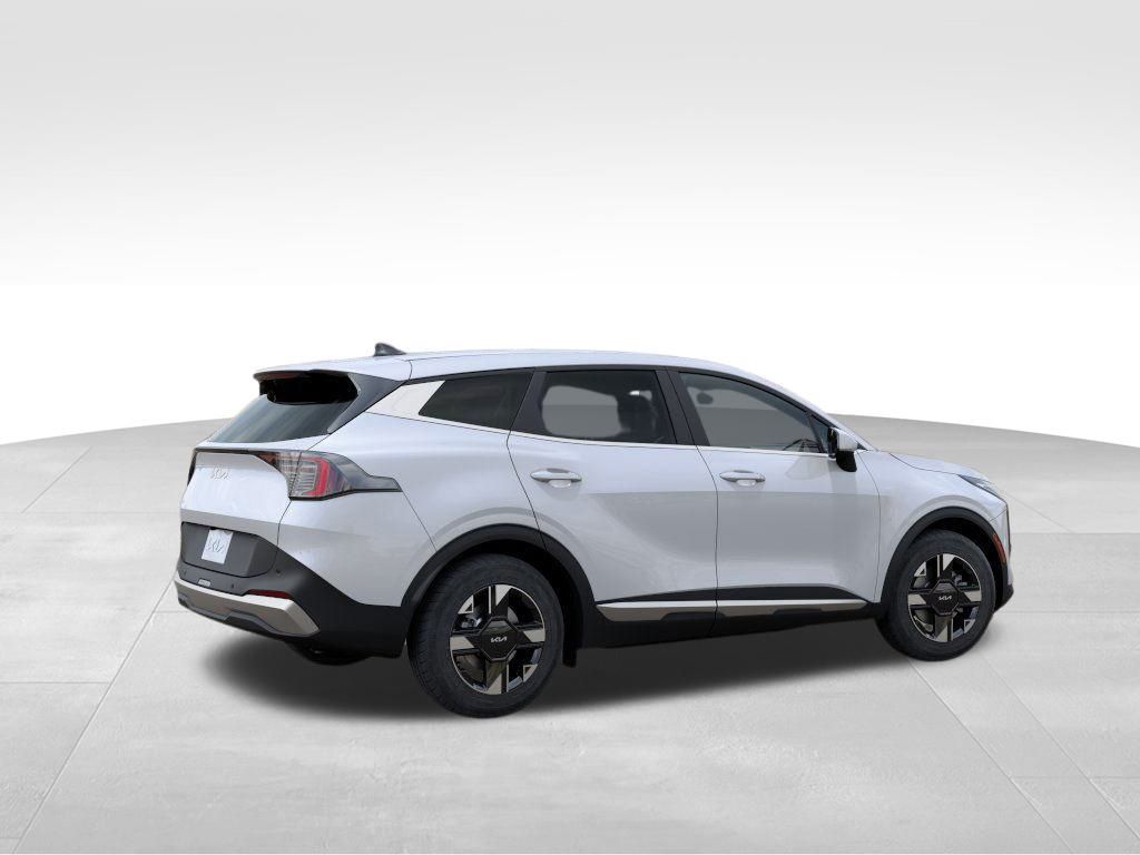 2026 Kia Sportage LX photo 4
