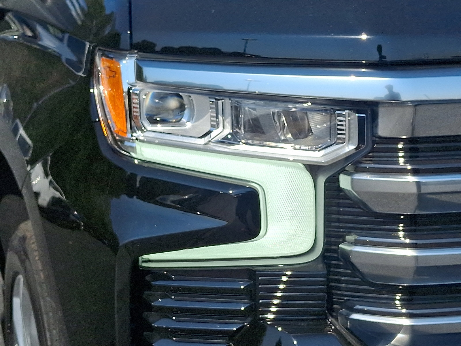 2024 Chevrolet Silverado 1500 High Country photo 9