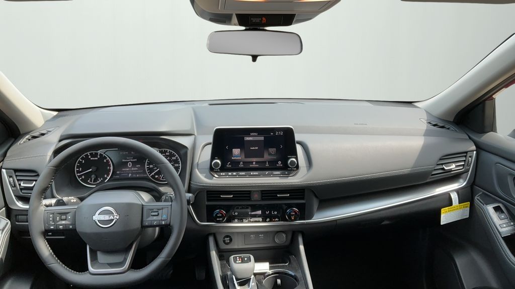 2026 Nissan Rogue SV photo 14
