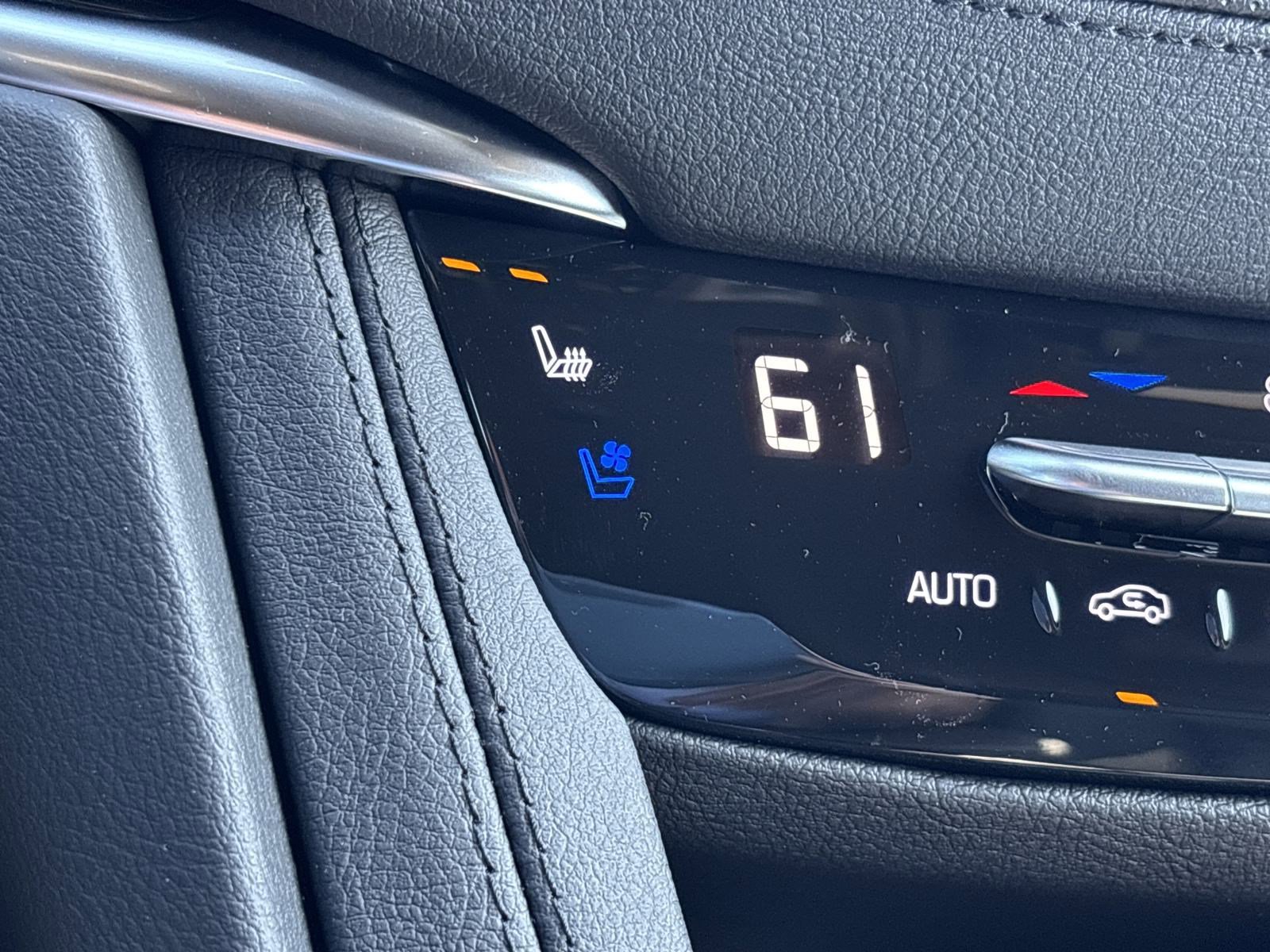 2025 Cadillac XT5 Premium Luxury photo 35