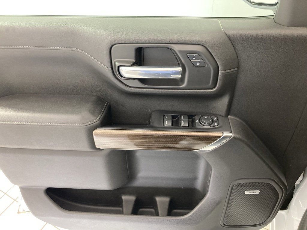 2020 Chevrolet Silverado 1500 RST photo 11