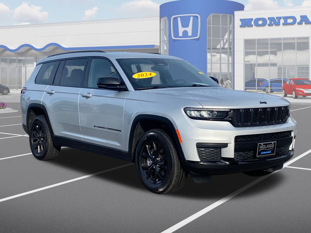 2024 Jeep Grand Cherokee L Altitude's photo