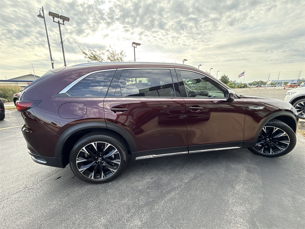 2024 Mazda CX-90 Plug-in Hybrid Premium photo 4