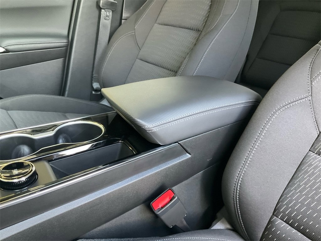 2026 Chevrolet Equinox LT photo 11
