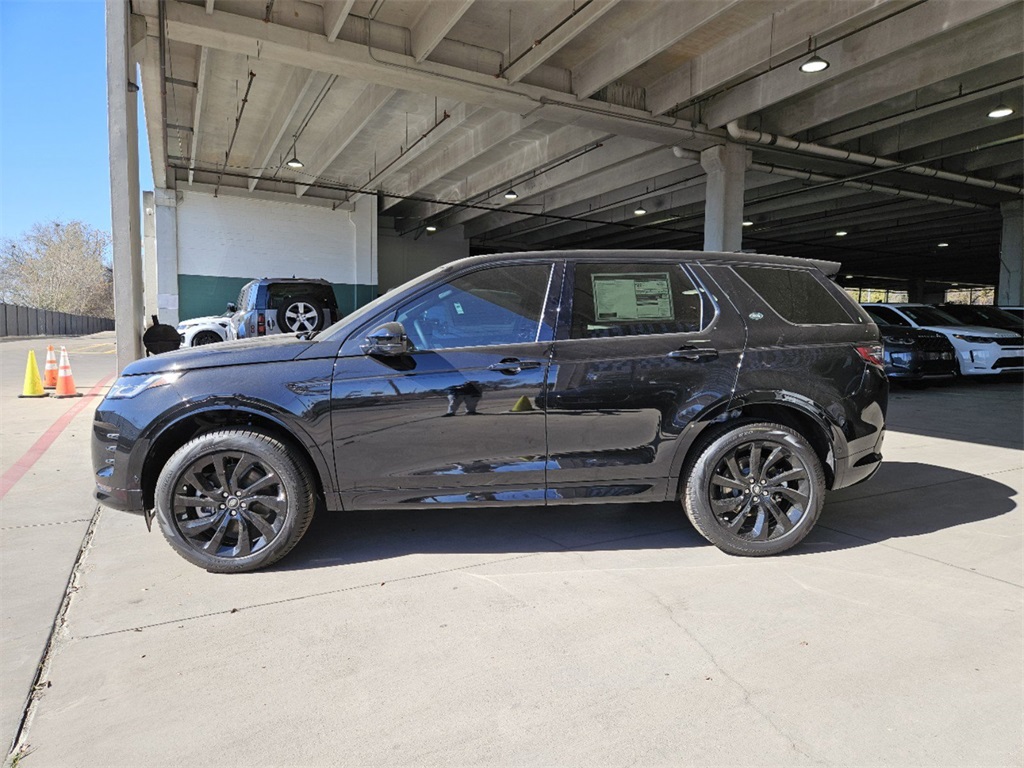 2025 Land Rover Discovery Sport SE photo 3