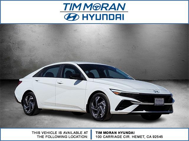 2025 Hyundai Elantra SEL Sport photo 2